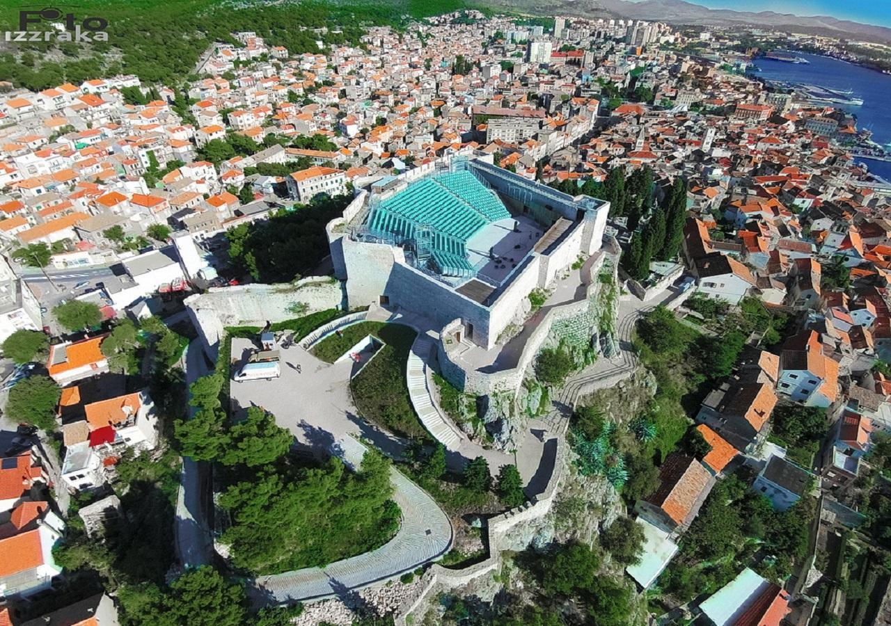 Galera I Apartment Sibenik Luaran gambar
